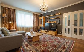 Apartment With A Balcony - 15 Min To City Center