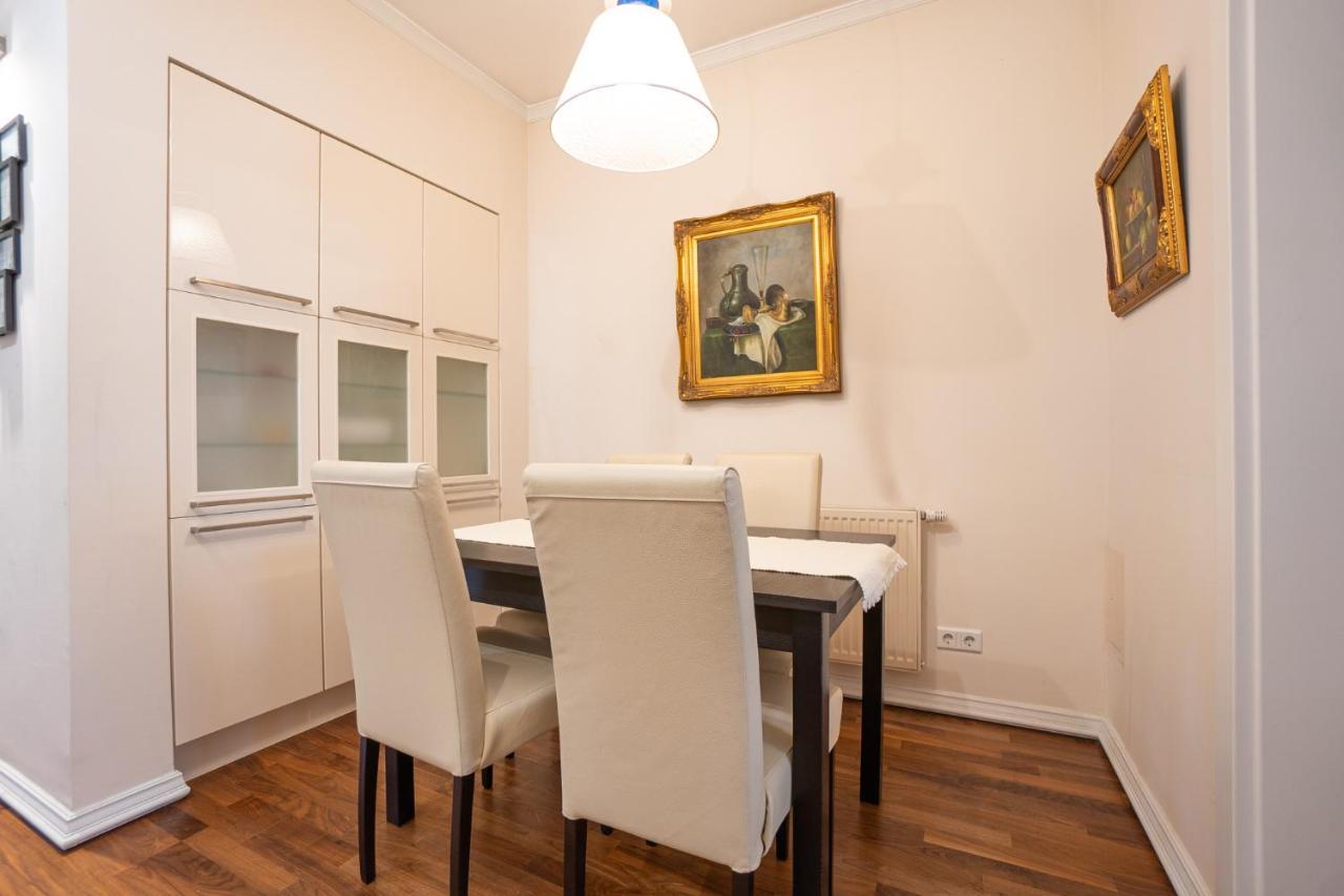 Apartment With A Balcony - 15 Min To City Center Vienna Exterior photo
